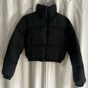 🖤 Cropped Black Puffer Jacket 🖤